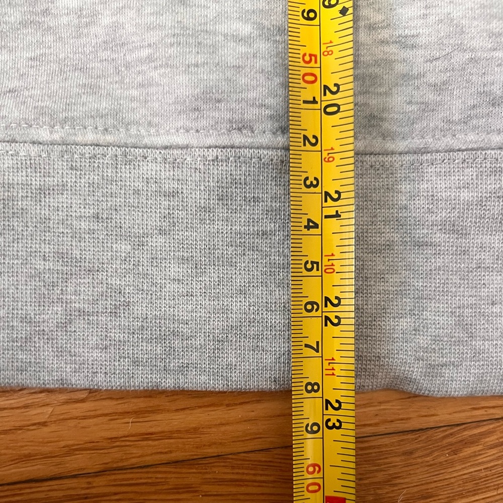 Fabletics Sweatshirt - Picture 5 of 6